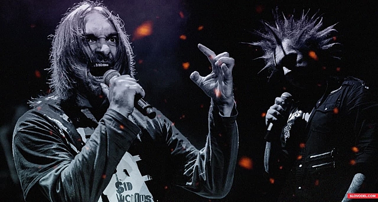 Іш киімдегі аналардың порносы