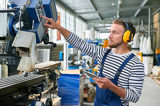 Безработица в России упала до исторического минимума