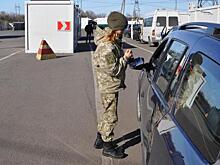 «Им внушают, что в Россию ехать смертельно опасно»: новосибирцы — о запрете въезда на Украину