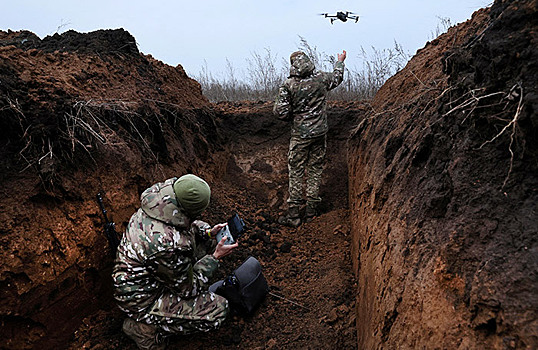 Ожесточенные бои за Бахмут продолжаются. Какова техническая оснащенность ВС РФ и ВСУ?