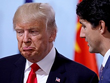 Трамп поменял стол в Овальном кабинете из-за сына Маска
