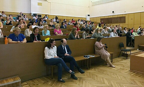 В МГУ открылись летние школы для учителей
