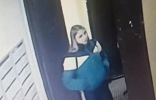 В Екатеринбурге разыскивают девушку, участвующую в угоне автомобиля