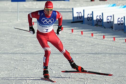 Александр Большунов стал победителем скиатлона на пятом этапе Кубка России в Мирном