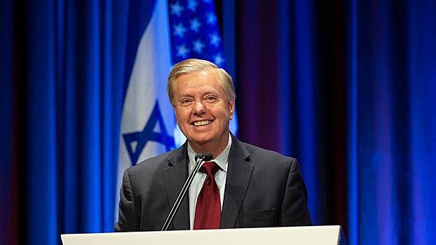 «Я очень доволен»: Грэм* заявил о движении «сокрушительных» санкций против РФ