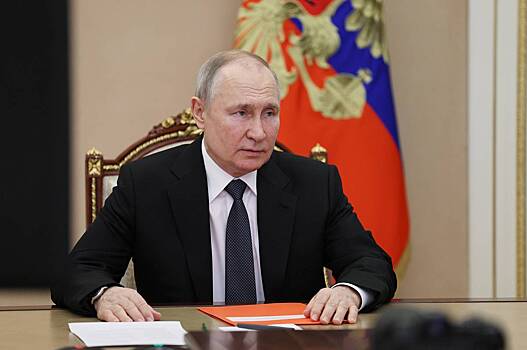 Путин установил в новых регионах московский часовой пояс