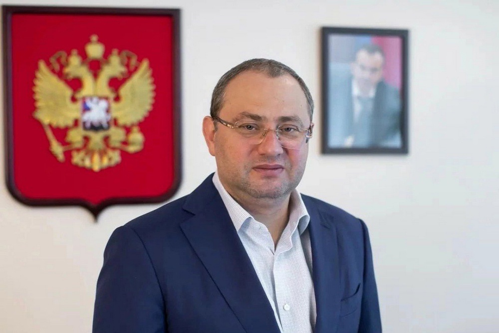 У главы минздрава Кубани и его родни нашли недвижимость на миллиард рублей