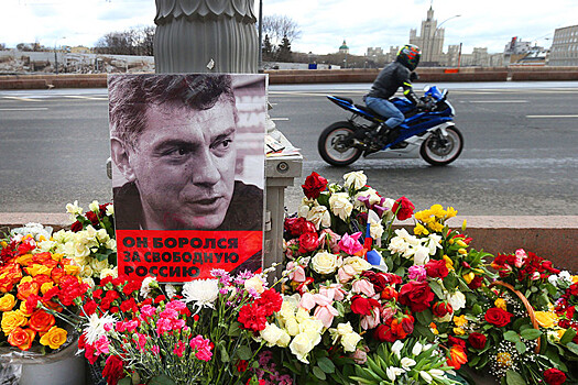 Мосгордума изучит идею увековечить память Немцова