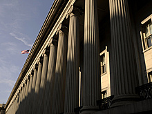 США внесли в санкционные списки двух россиян