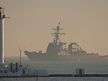 Американский эсминец вошел в порт Одессы