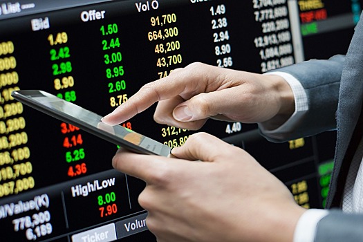 У зарабатывающих на Apple и Tesla россиян хотят отобрать льготы