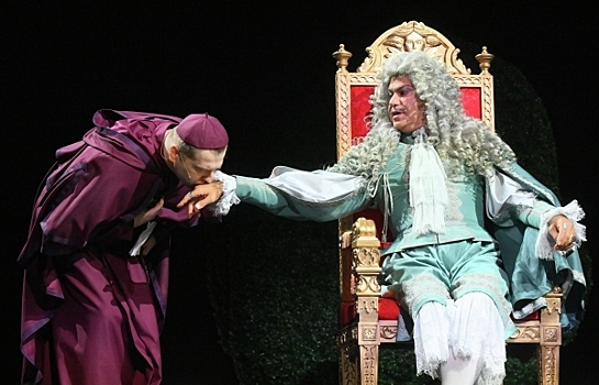 «Безумие или рынок?»: Кому нужен театр за сто тысяч рублей