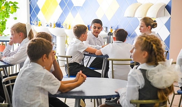 Школьное питание в Волгограде контролируют родители и общественники