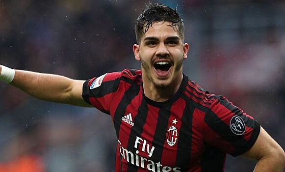 "Милан" выбирает между Моратой и Фалькао