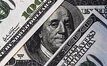 Доллар укрепляется на ослаблении внешних рисков