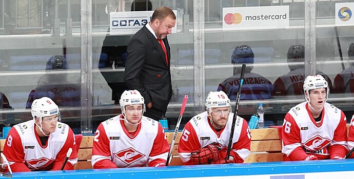 В Москве задержан хоккеист "Спартака" за езду с поддельными водительскими правами