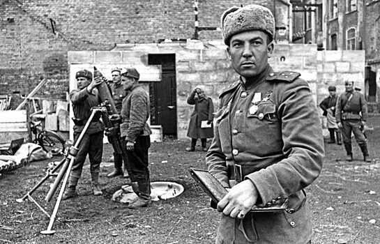 «Сталин обалдел от страха»: как немцы объяснили возвращение погон в Красной армии