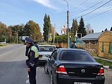 В Армавире автоинспекторы и приставы арестовали два автомобиля должников