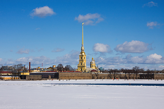 Санкт-Петербург побил рекорды по числу туристов