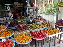 Самарский губернатор поручил разобраться в конфликте мигрантов и пенсионера на рынке