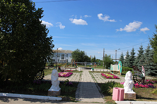 Глава Хворостянки рассказала о строительстве дорог, парков и жилья