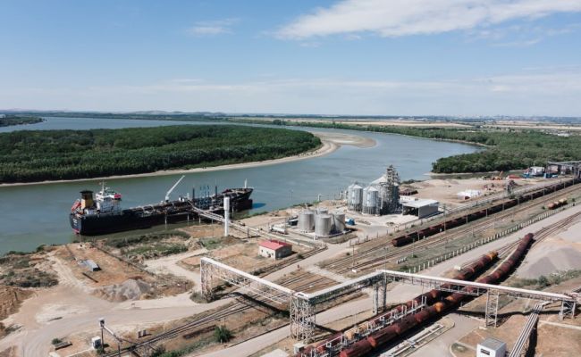 Санду: Румыния желает приобрести единственный молдавский порт на Дунае