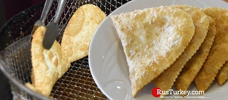 Крымские чебуреки в Эскишехире пользуются спросом у туристов