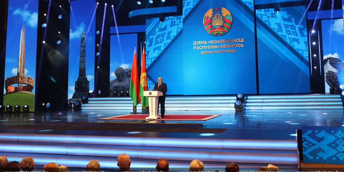 Лукашенко: мир находится в условиях беспрецедентного кризиса