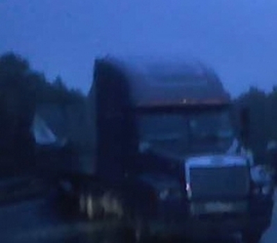 В страшном ДТП в Шиловском районе погиб водитель одного из грузовиков