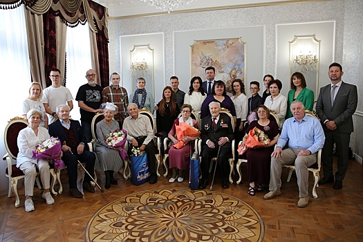 В канун 654-летия города Калуги чествуем юбиляров семейной жизни