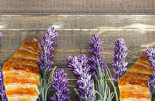 Лекция «А вы знаете, что круассан не француз?»