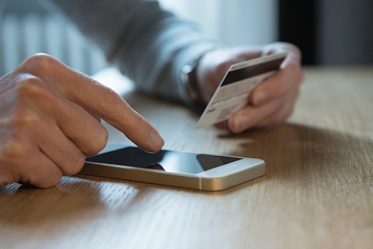 Мошенники обновили схему обмана с ошибочным переводом денег