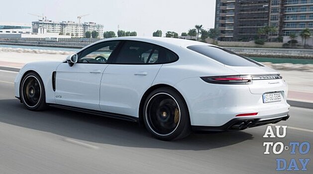 Porsche работает над новыми вариантами Panamera
