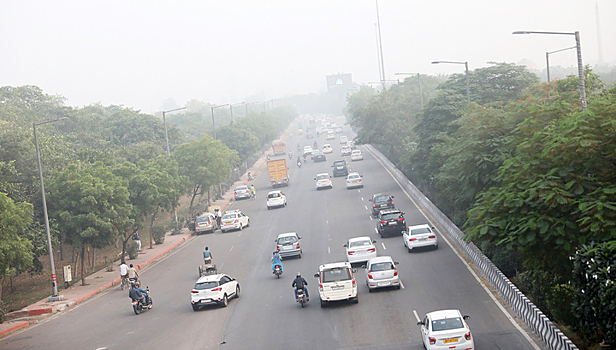Загрязнение воздуха в Дели достигло критического уровня