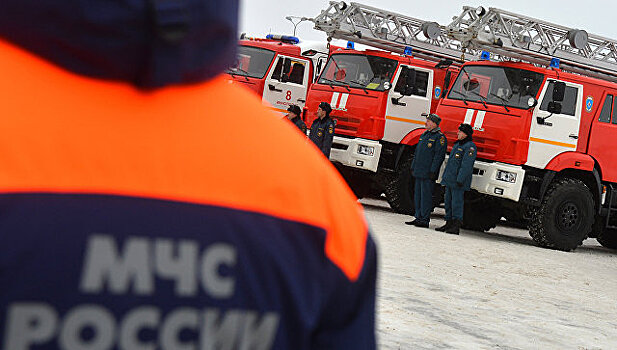 Пожар охватил частные дома в Ростове-на-Дону