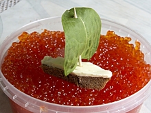 Красная икра подорожала в России: сколько будет стоить к Новому году