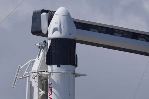 Reuters: SpaceX занимается созданием сети из сотен спутников-шпионов
