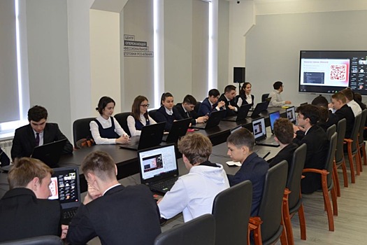 Старшеклассников в Северной Осетии начали обучать созданию компьютерных игр