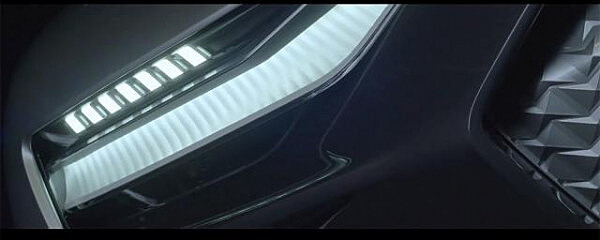 Audi опубликовала новый тизер электрокара с LED-оптикой