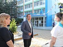 Дмитрий Азаров проверил готовность детских лагерей к летней оздоровительной кампании