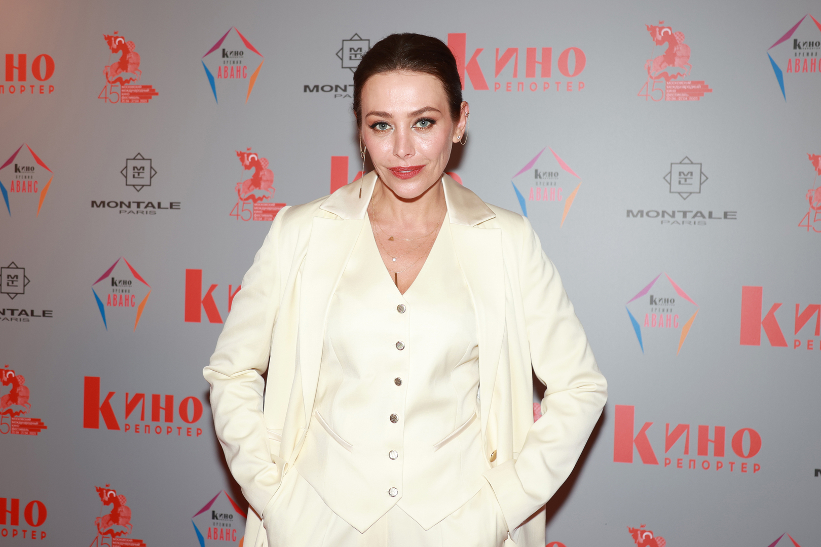 Актриса Екатерина Волкова сообщила, что дочь родила сыновей от женатого мужчины
