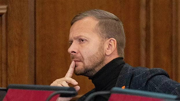 Латвийский депутат приготовился бороться за права русскоязычных