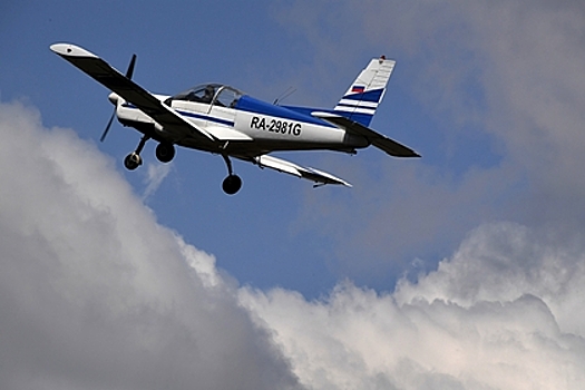 Легкомоторный самолет совершил жесткую посадку под Тверью