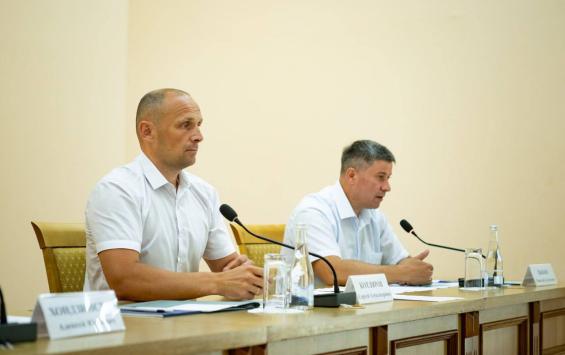 Власти Курска обсудили с жителями проспекта Дружбы проект прокладки водовода