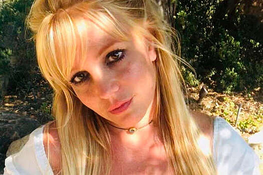 Бритни Спирс удалилась из соцсети после заявления, что отец пытался ее убить