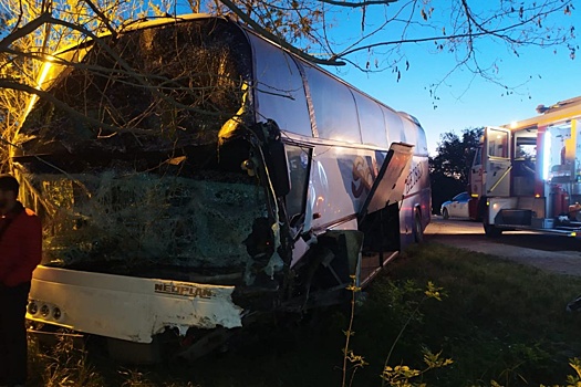 В Крыму в ДТП с пассажирским автобусом погиб один человек