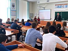 Преподаватель ПИУ РАНХиГС провел лекцию «Люди, события, факты» для старшеклассников