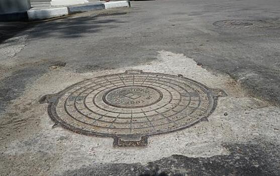 В Курске отремонтировали 24 смотровых колодца