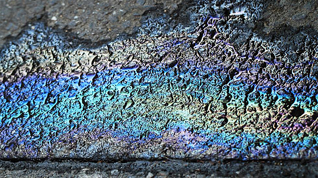 Из-за аварии на трассе Сургут-Салехард произошел разлив топлива