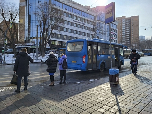 Водитель автобуса в Петрозаводске нецензурно кричал на ребенка без билета